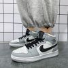 New comfortable fashion fashion men's casual shoes shoes 35-45